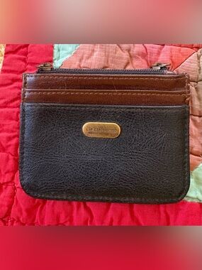 Liz Claiborne Black and Brown Leather Card Zip Wallet